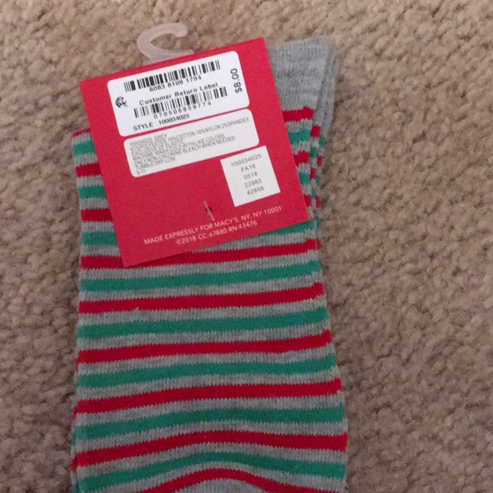 Bundled “cool cat” trinket dish and holiday socks - Picture 4 of 7